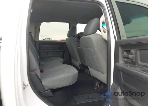 2016 Ram 2500 Tradesman z USA, uszkodzony, nr VIN 3C6UR5CL5GG231161